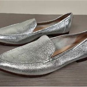 Kate Spade textured silver flat loafers. NEW never worn